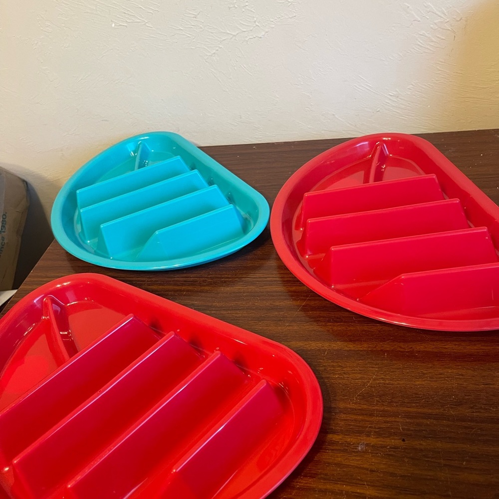 3 pc fiesta plates set